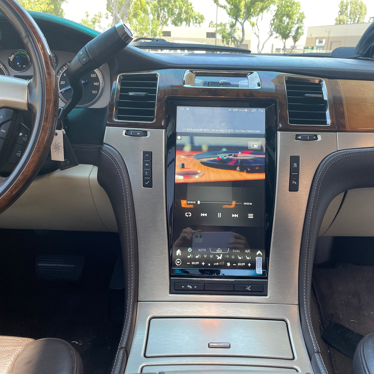 [ NEW ] 13.6" Android 13 VERTICAL SCREEN Navigation Radio for Cadillac Escalade 2007 - 2014 | Phoenix Automotive