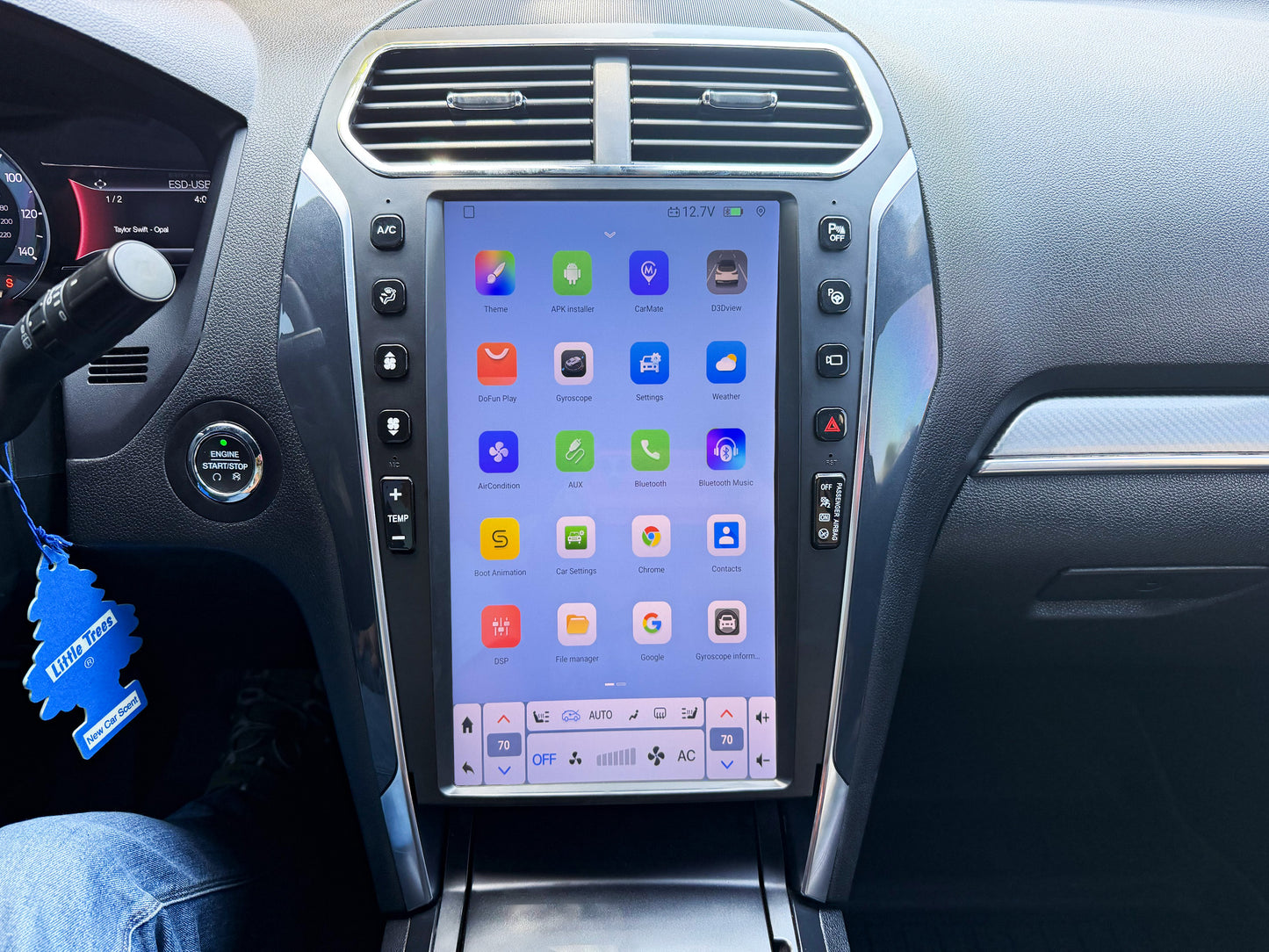 13.6" Android 13/14 Vertical Screen Navigation Radio for Ford Explorer 2011 - 2019