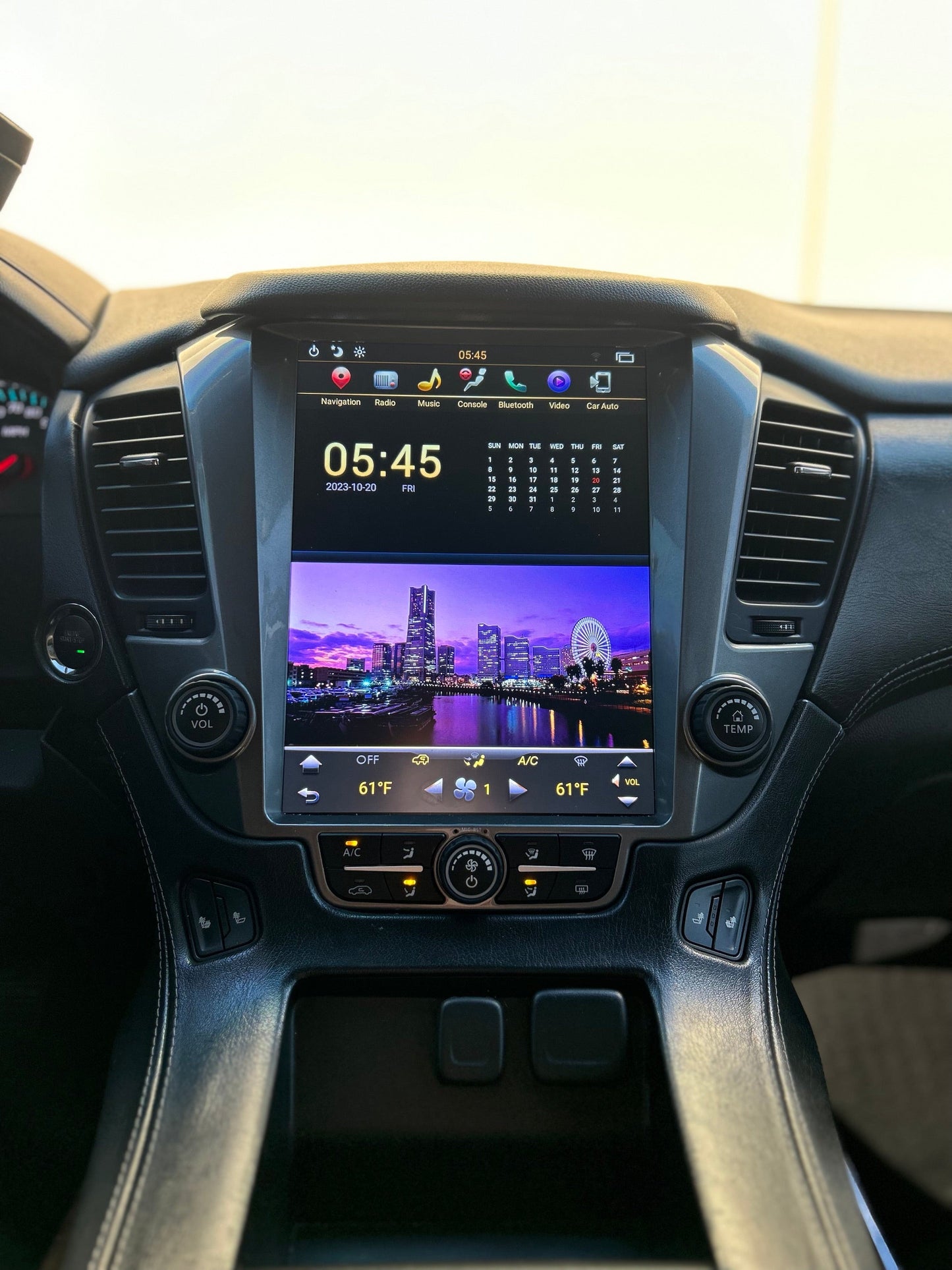 [Open box] 12.1" Android 9/12/13 Fast boot Vertical Screen Navigation Radio for Chevrolet Tahoe Suburban GMC Yukon 2015 - 2020