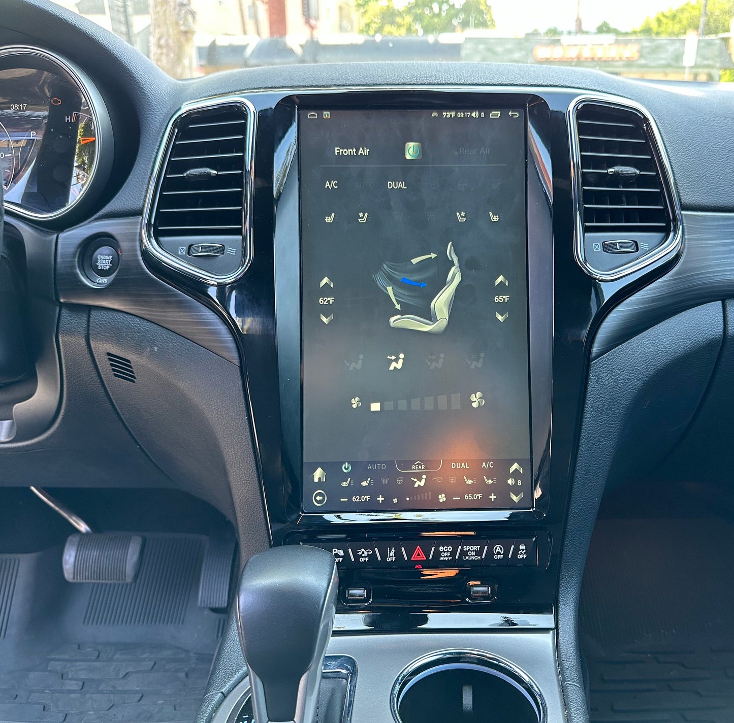 13.6" Vertical Screen Android 12 Fast boot Navigation Radio for Jeep Grand Cherokee 2011 - 2022 | Phoenix Automotive