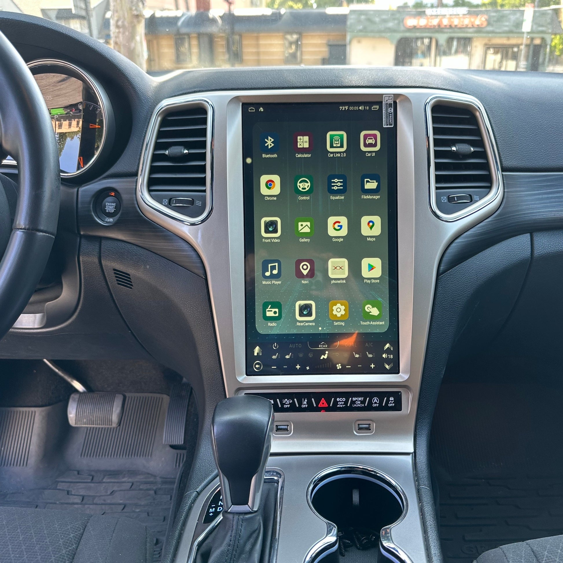 [ Hot-Sale] 13.6" Vertical Screen Android 13 Fast boot Navigation Radio for Jeep Grand Cherokee 2011 - 2022 | Phoenix Automotive