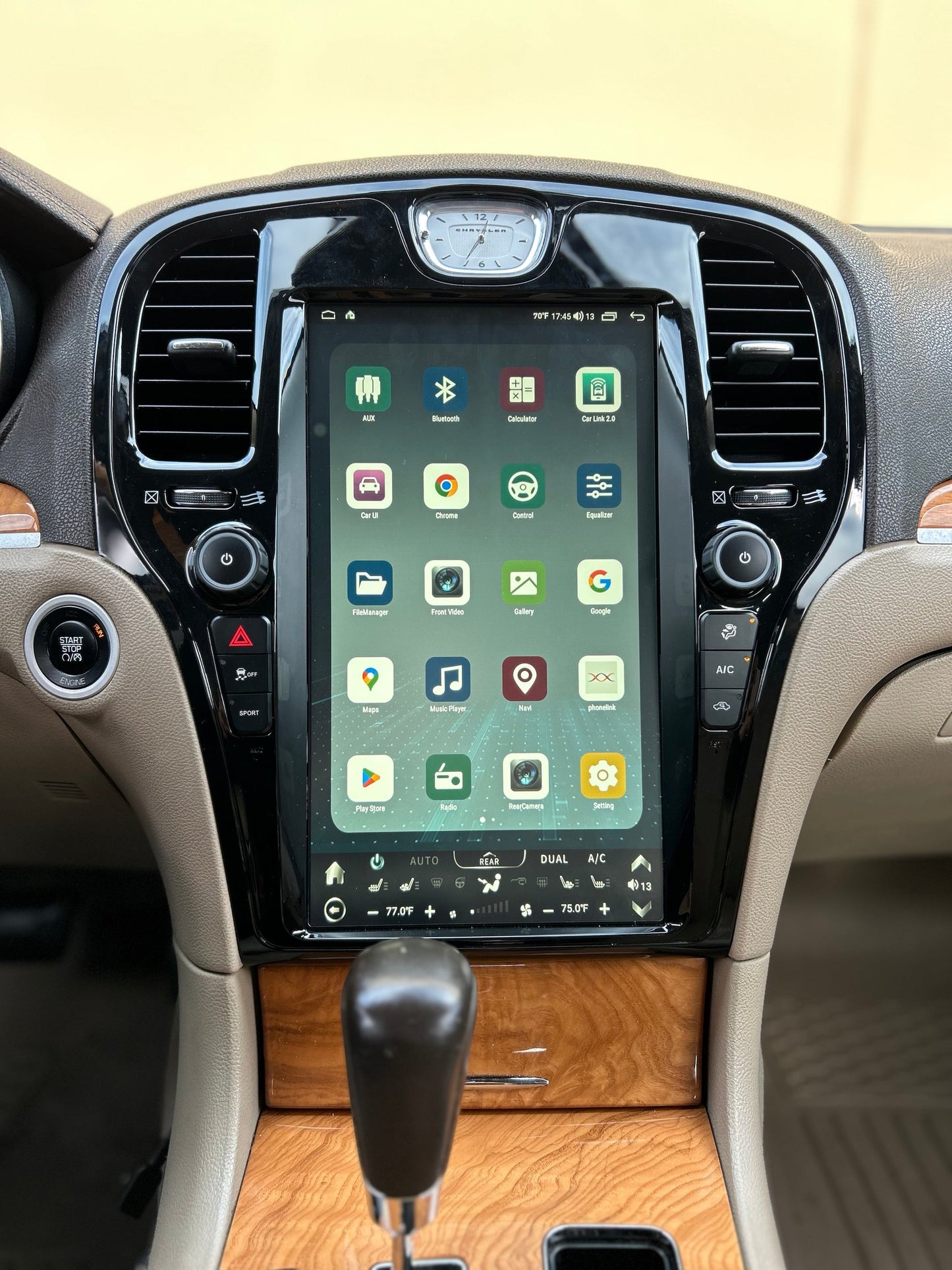 [open box] 13.6" Vertical Screen Android 13 Navigation Radio for Chrysler 300 300C 300S 2011 - 2023